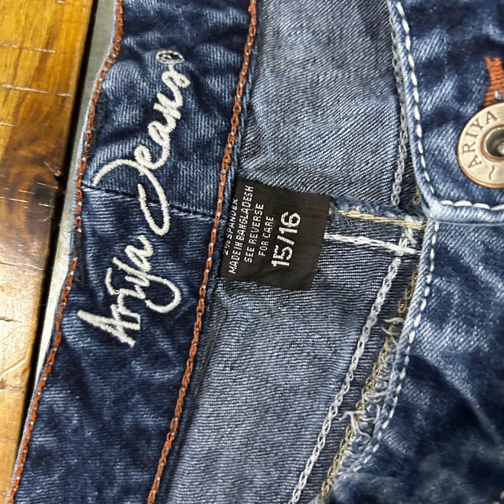 Ariya Dark Blue Jean Shorts - Picture 3 of 3